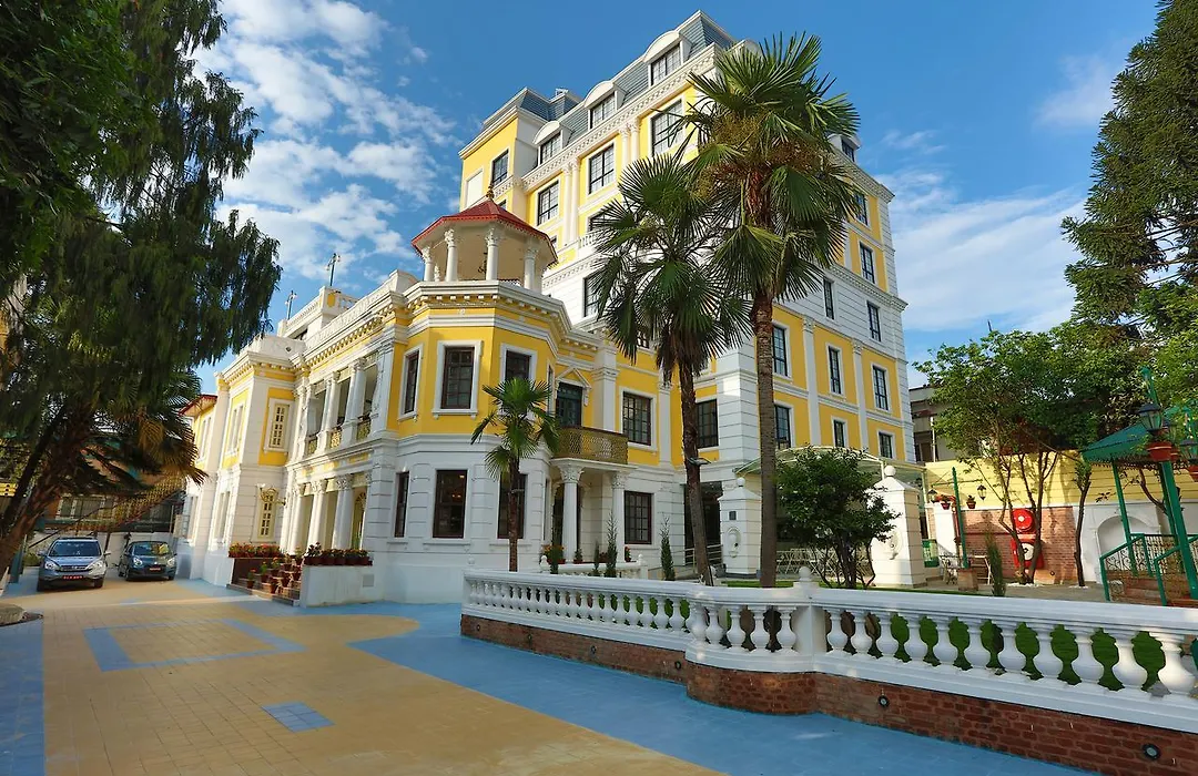 Maya Manor Boutique Hotel - A Restored Heritage Mansion In The Heart Of Kathmandu
