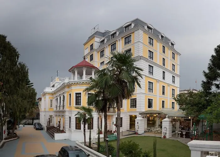 Maya Manor Boutique - A Restored Heritage Mansion In The Heart Of 酒店