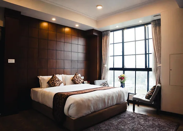 Maya Manor Boutique - A Restored Heritage Mansion In The Heart Of