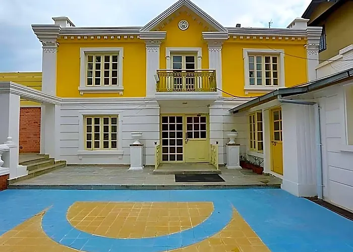 Maya Manor Boutique - A Restored Heritage Mansion In The Heart Of