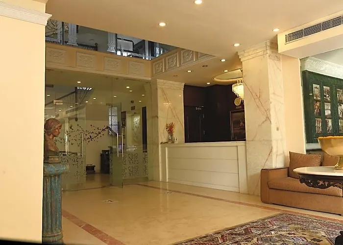 Maya Manor Boutique - A Restored Heritage Mansion In The Heart Of Hotel 4*