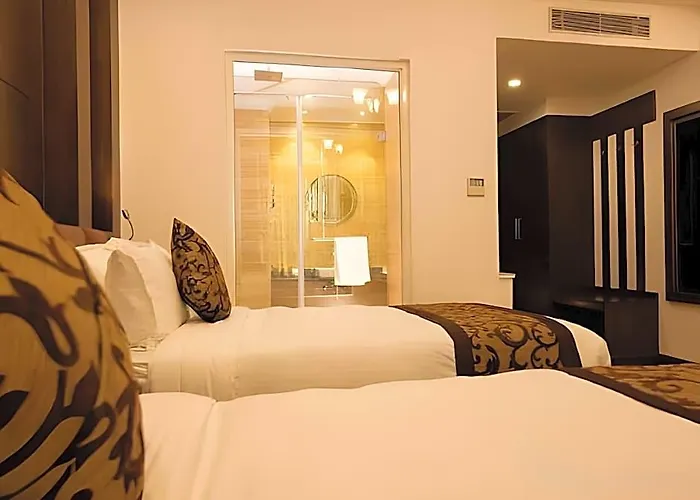 Maya Manor Boutique - A Restored Heritage Mansion In The Heart Of Hotel 4*