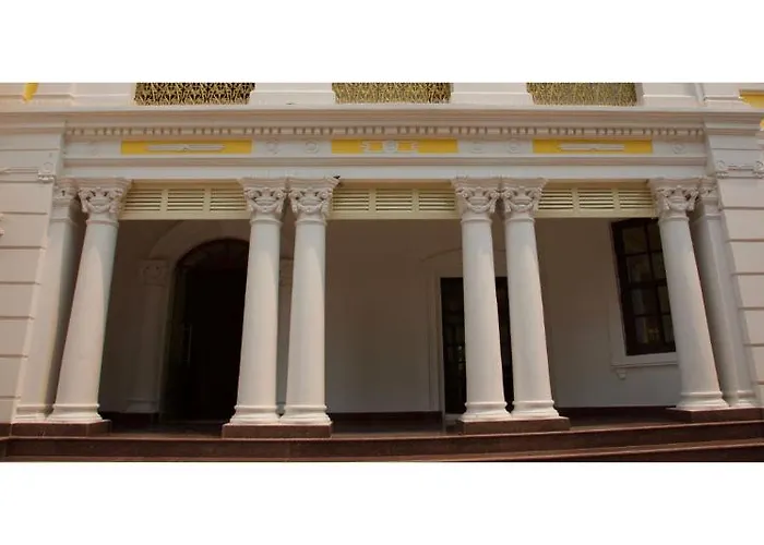Hotel Maya Manor Boutique - A Restored Heritage Mansion In The Heart Of 4*